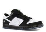 Nike SB Dunk Low Staple Panda Pigeon