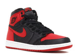 Jordan 1 Retro Satin "Banned" Alternative View 1