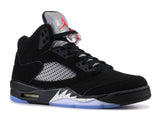 Jordan 5 Retro Black Metallic (2016) Alternative View 1