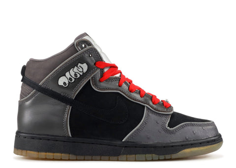 Nike SB Dunk High MF Doom