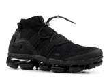 Air VaporMax Utility Triple Black Alternative View 1